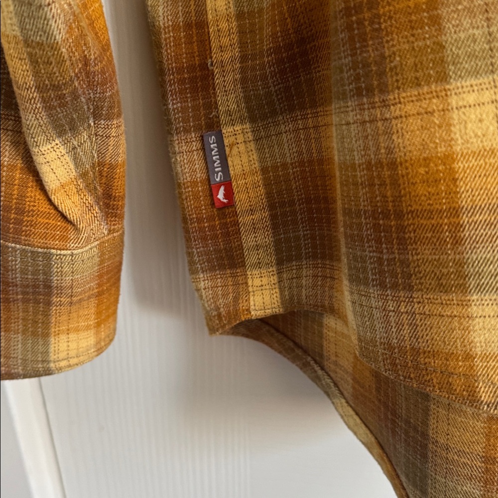 Men’s size XL Simms brand flannel sportsman style shirt. - Picture 4 of 5